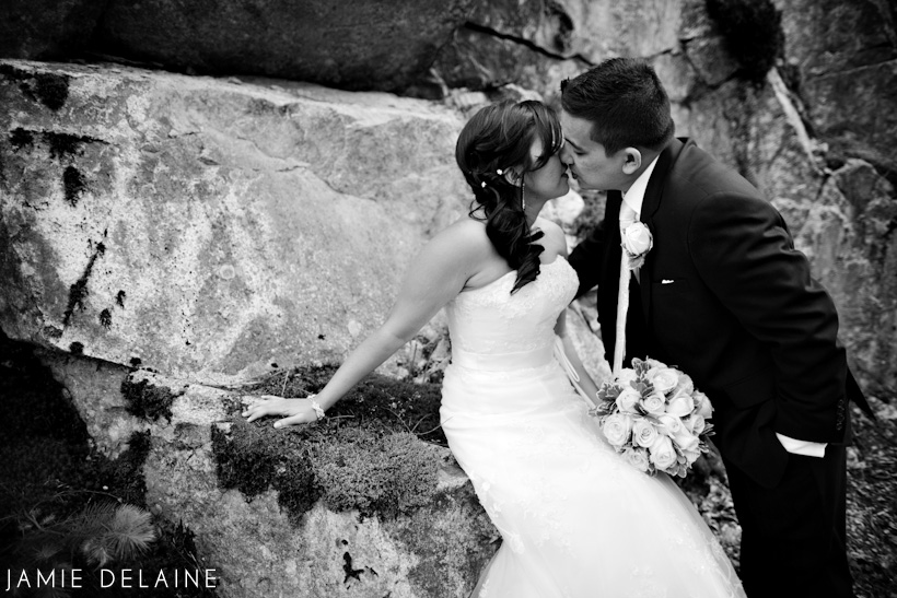 05212010sarajared363 swaneset wedding