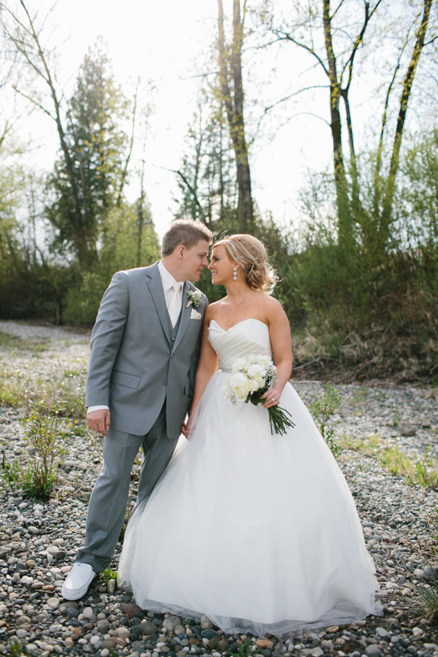 Fraser River Lodge Wedding
