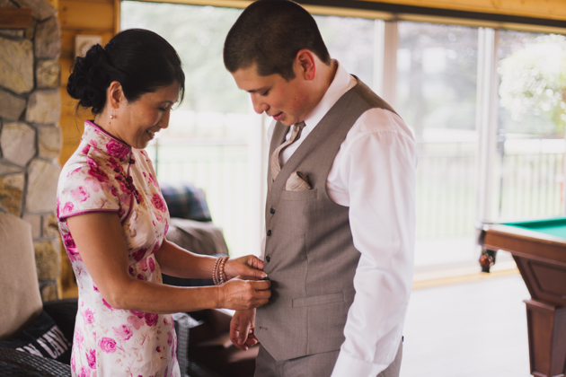 Backyard Abbotsford Farm Wedding Photos 024