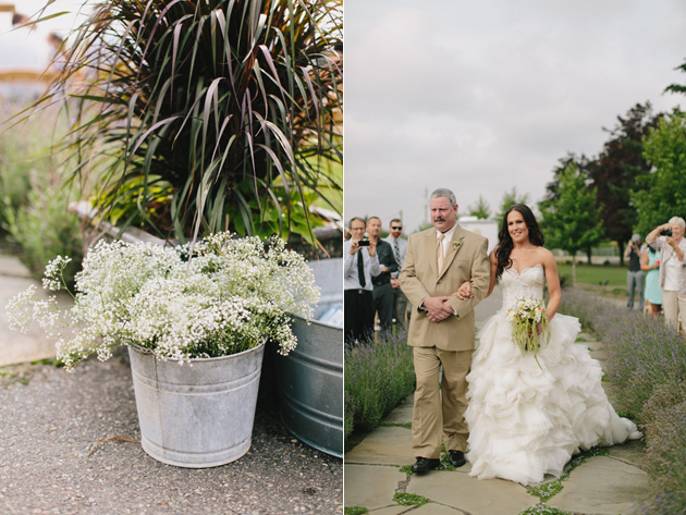 Backyard Abbotsford Farm Wedding Photos 033