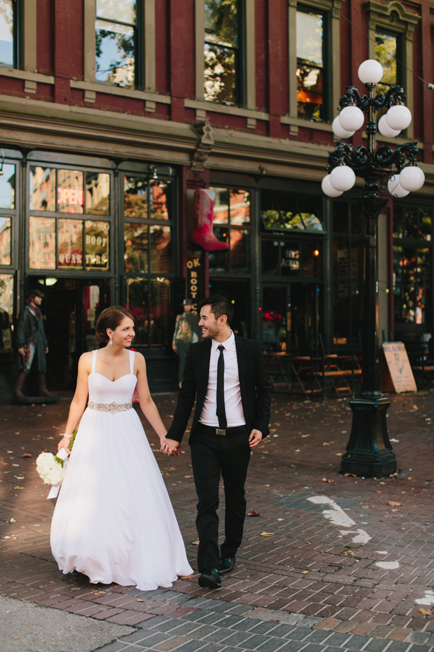 renaissance harbourside hotel wedding photos