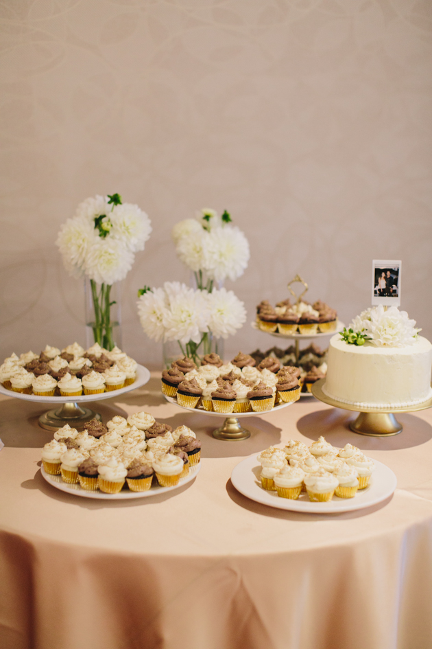 renaissance harbourside hotel wedding photos