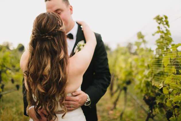 Summerhill Estate Winery Wedding Photos (46)