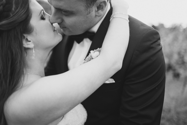 Summerhill Estate Winery Wedding Photos (44)