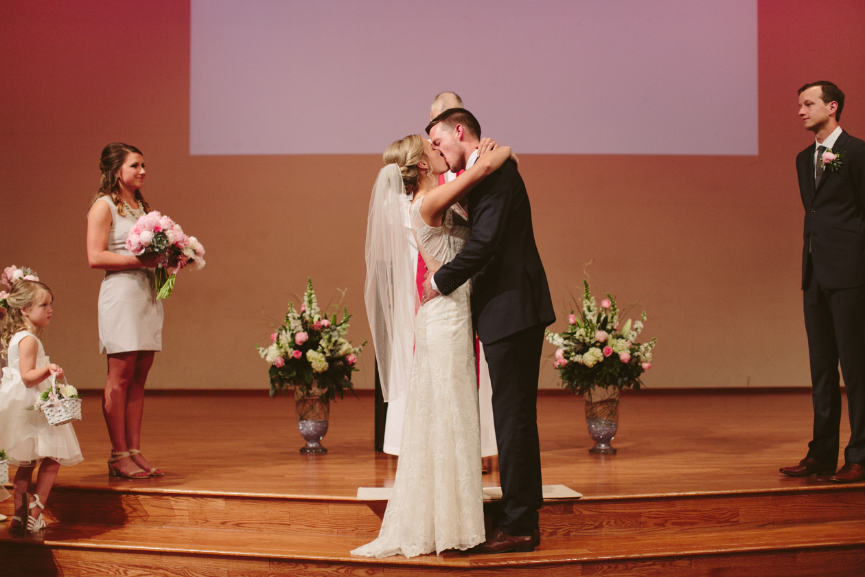 UBC Alumni Centre Wedding Photos