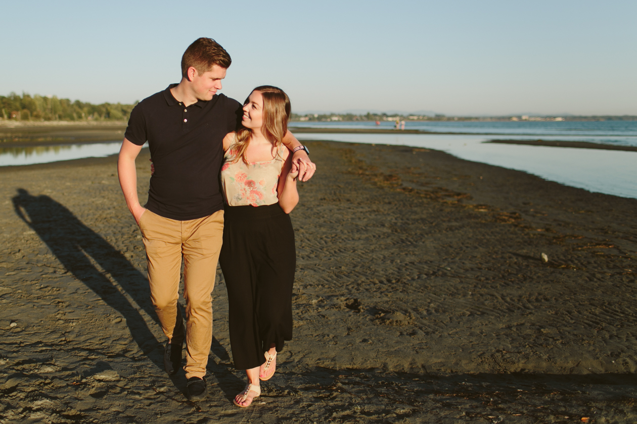 White Rock Beach Engagement Photos
