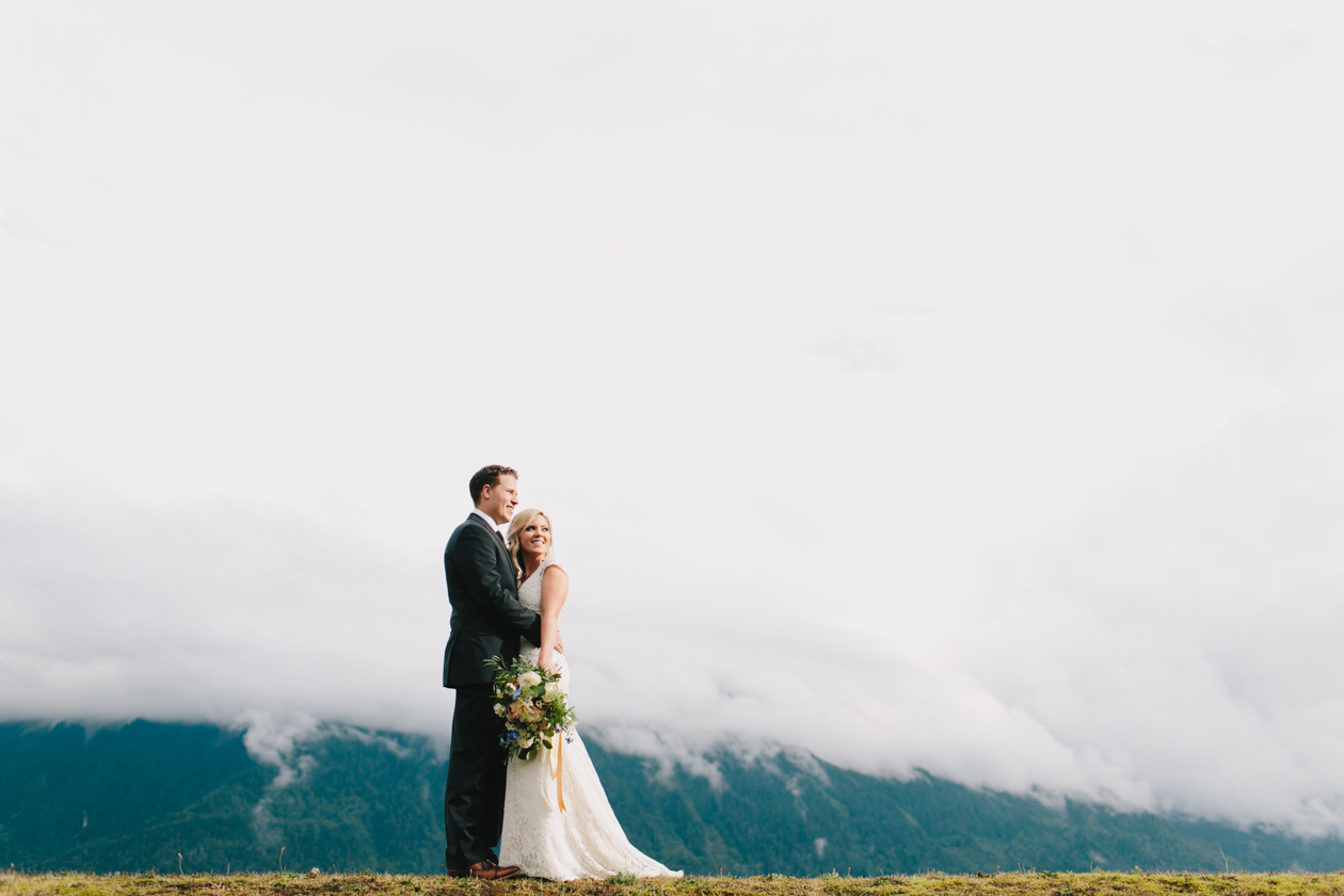 Fraser River Lodge Wedding Photos
