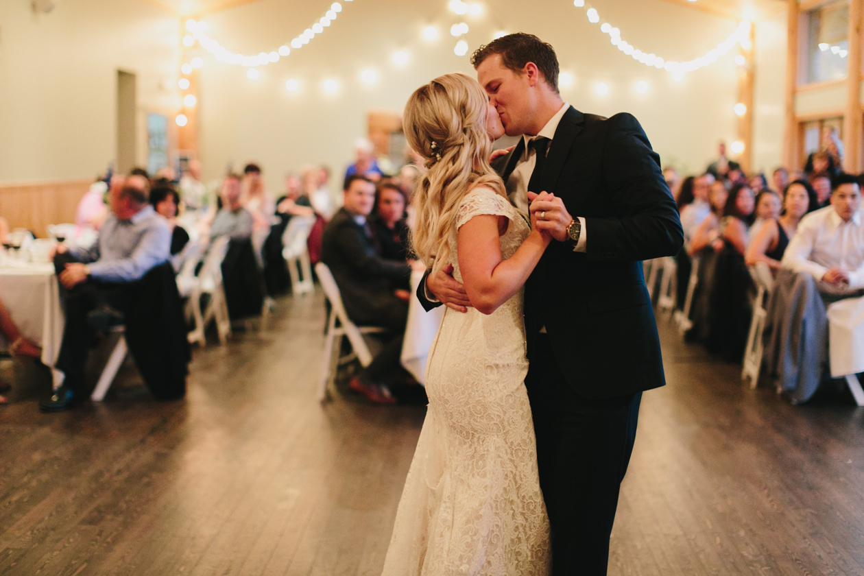 Fraser River Lodge Wedding Photos