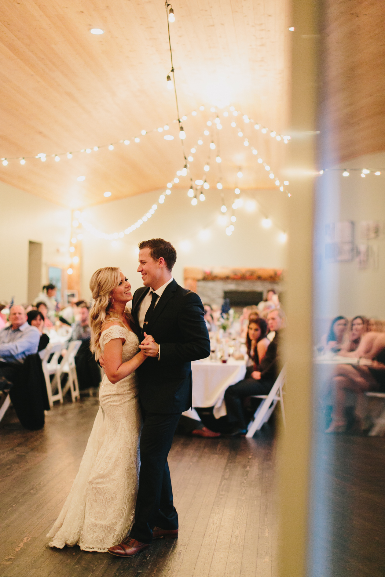 Fraser River Lodge Wedding Photos