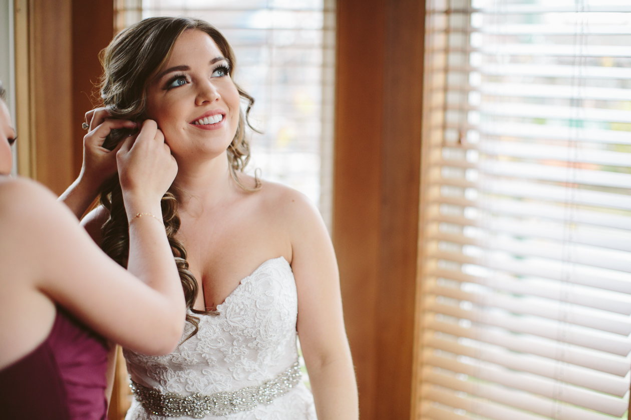 airplane-hangar-wedding-photos-0004