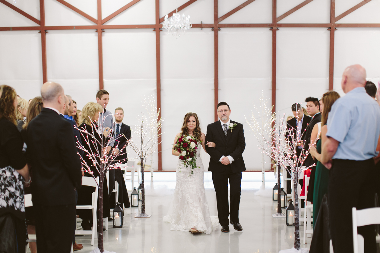 airplane-hangar-wedding-photos-0012