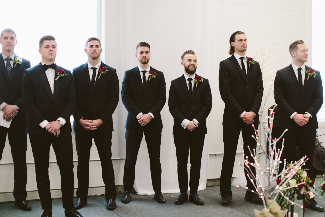 airplane-hangar-wedding-photos-0013