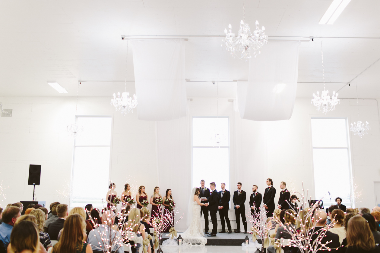 airplane-hangar-wedding-photos-0020
