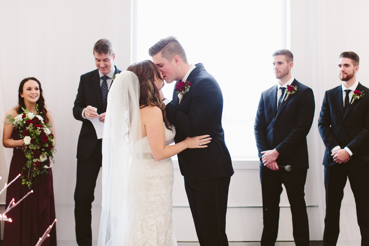 airplane-hangar-wedding-photos-0023