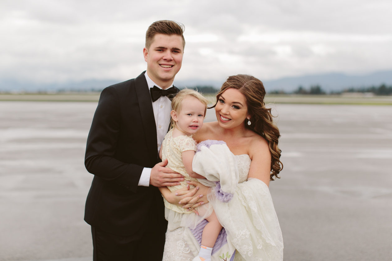 airplane-hangar-wedding-photos-0027
