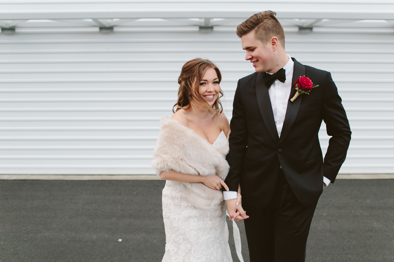 airplane-hangar-wedding-photos-0074