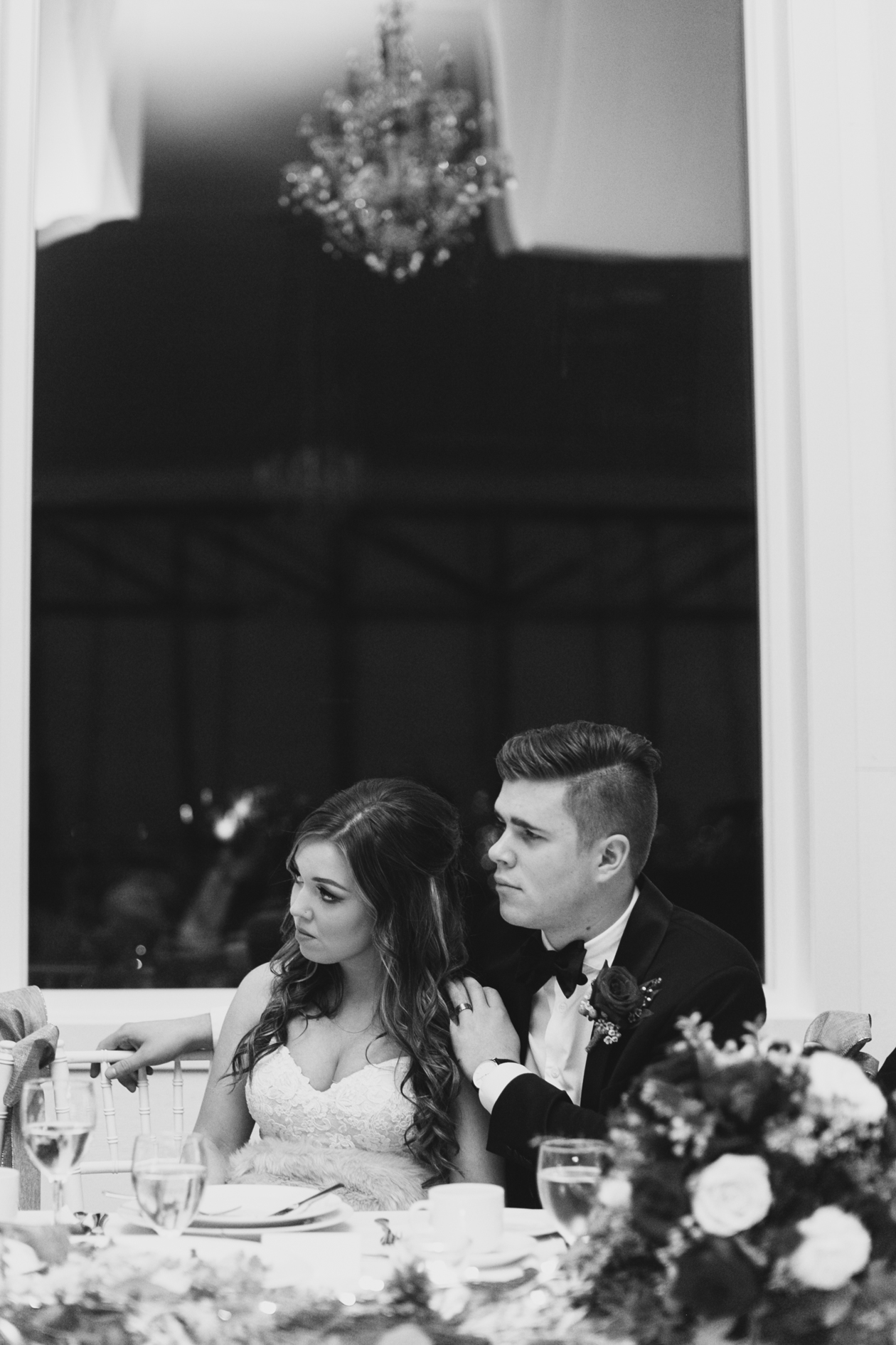 airplane-hangar-wedding-photos-0095