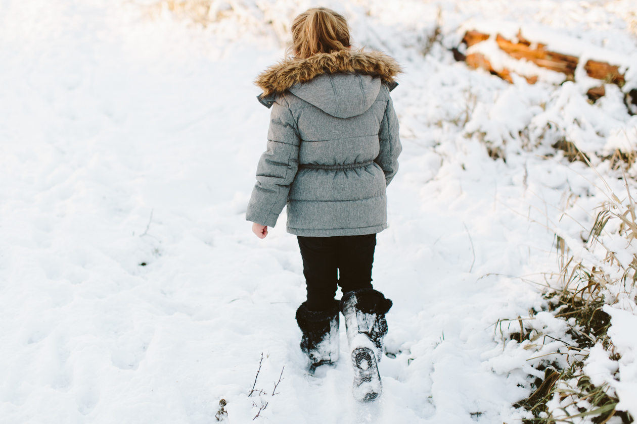 winter snow family photos vancouver