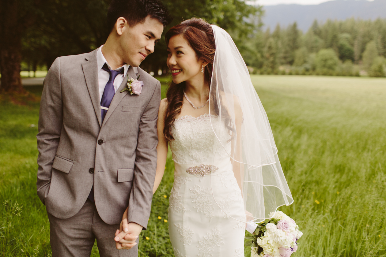 SwanESet Golf Course Wedding Photos