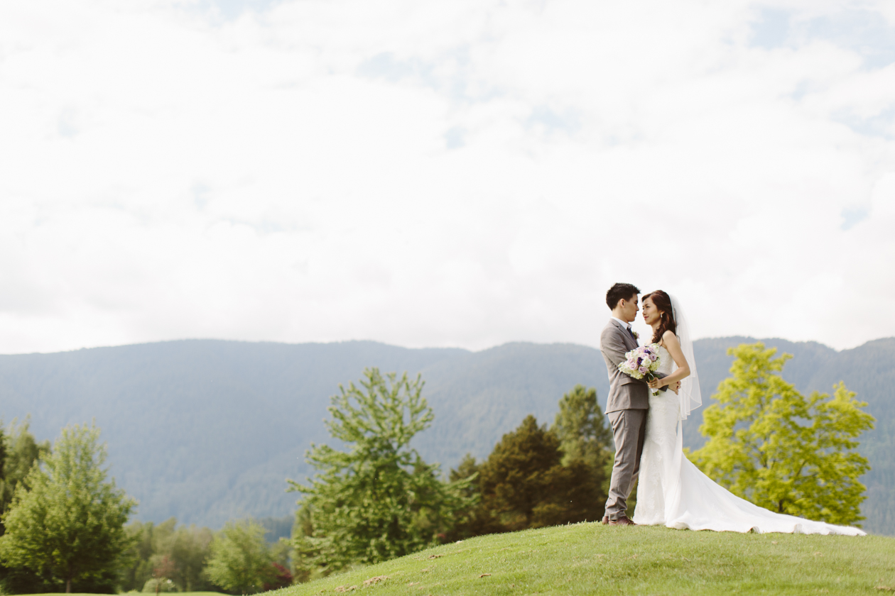 SwanESet Golf Course Wedding Photos