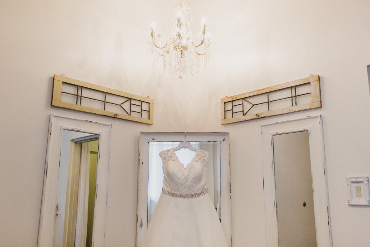 Fraser River Lodge Wedding Photos Vancouver Wedding Photographer