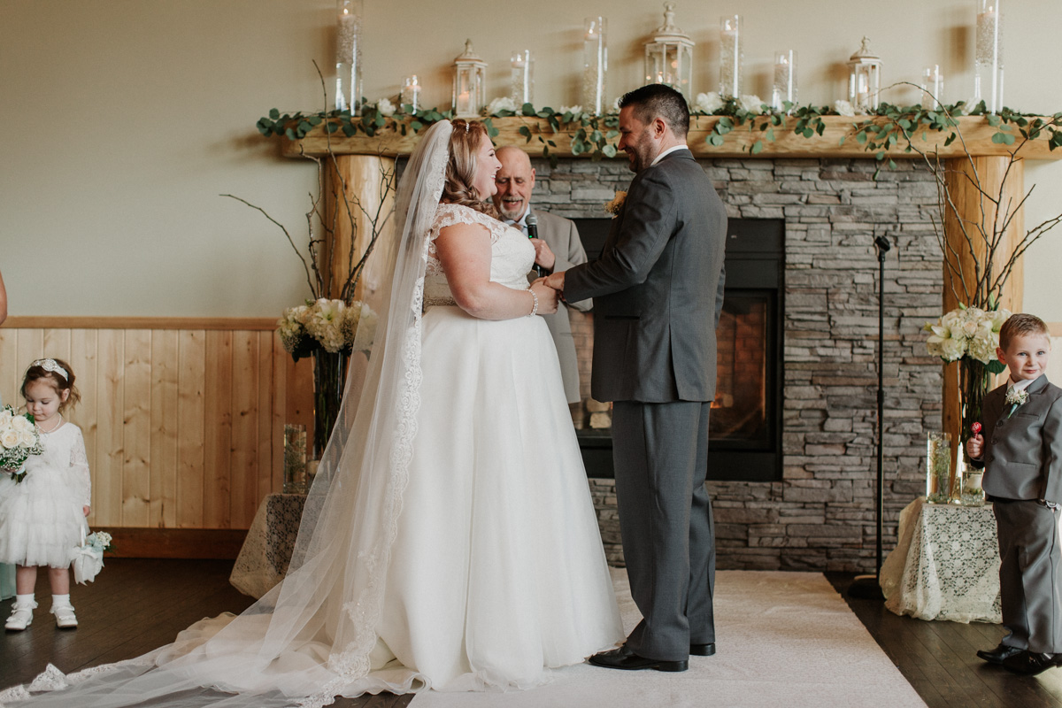 Fraser River Lodge Wedding Photos Vancouver Wedding Photographer