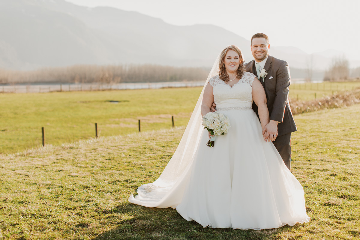 Fraser River Lodge Wedding Photos Vancouver Wedding Photographer