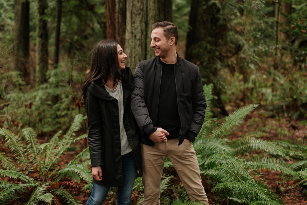 stanley park engagement photos