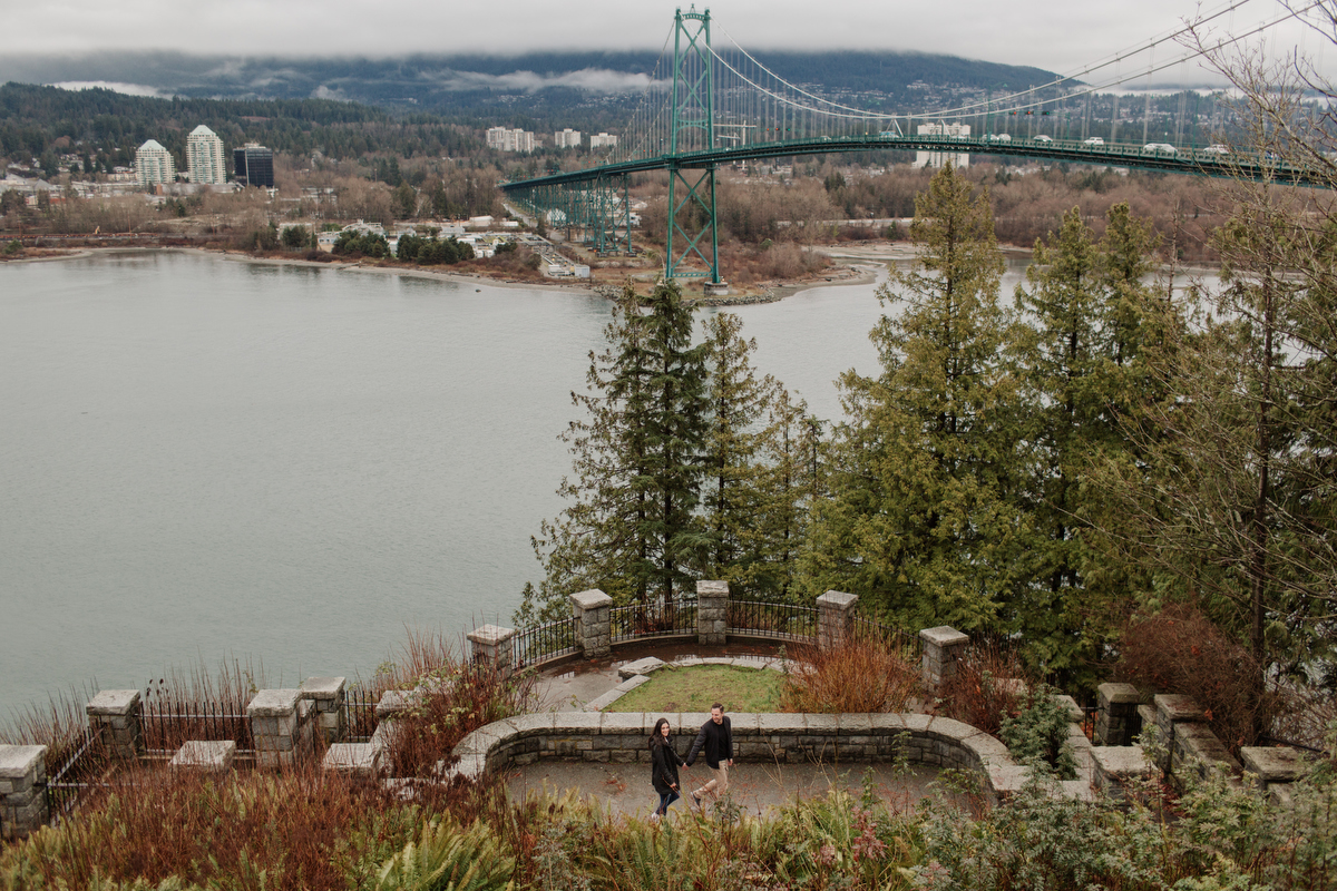stanley park engagement photos