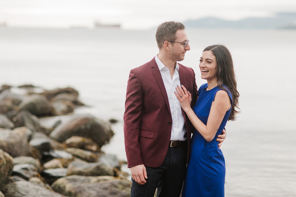 stanley park engagement photos