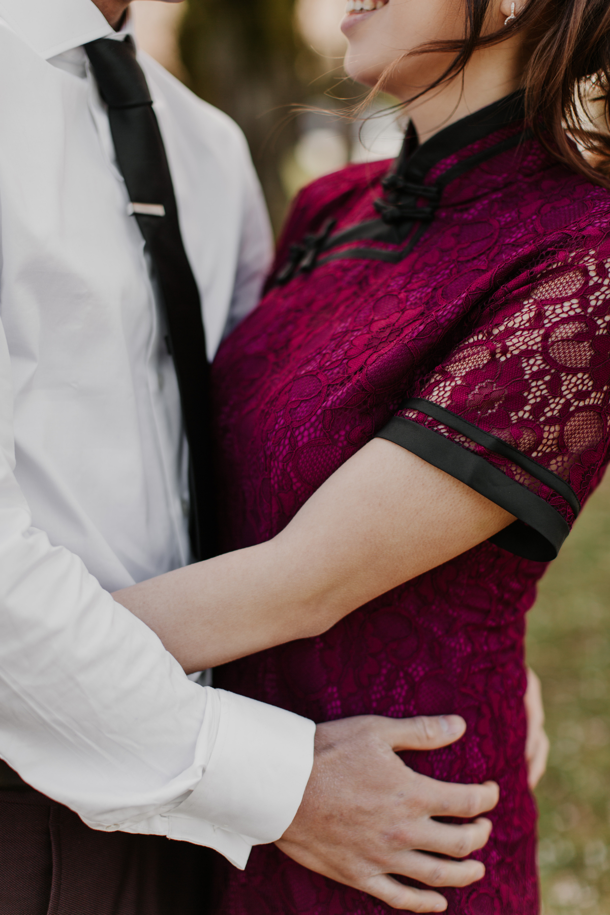 Vancouver Blossom Engagement Photos by Jamie Delaine