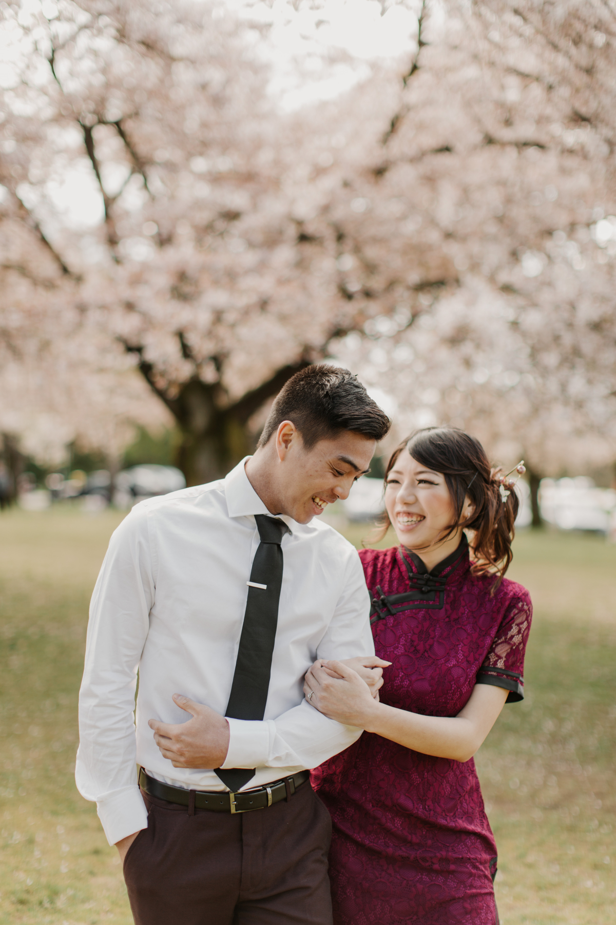 Vancouver Blossom Engagement Photos by Jamie Delaine