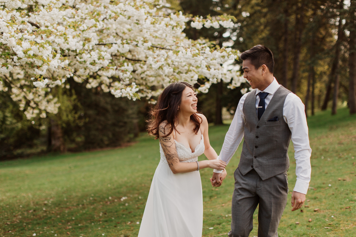 Vancouver Blossom Engagement Photos by Jamie Delaine