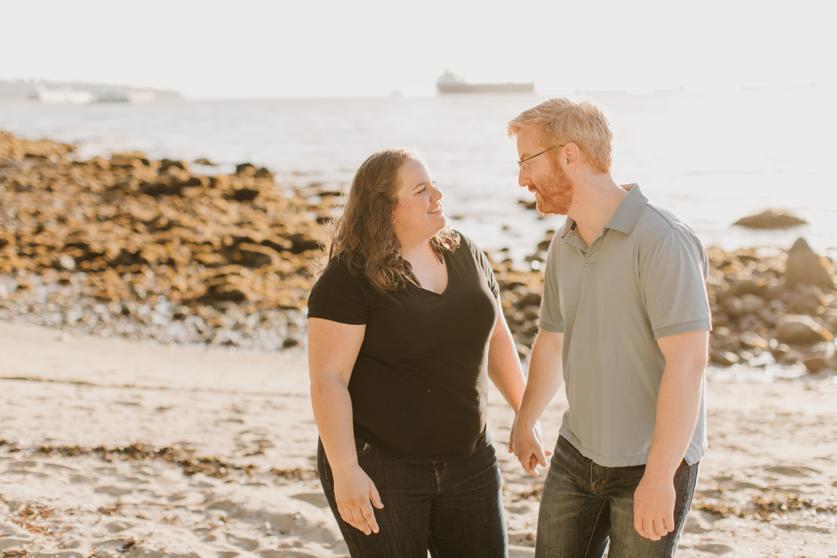 stanley park engagement photos