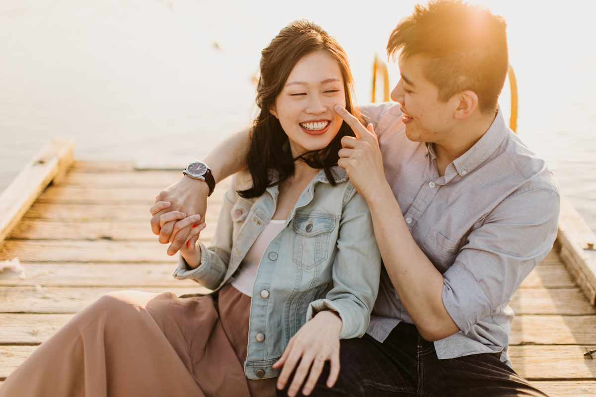 whonnock lake engagement photos