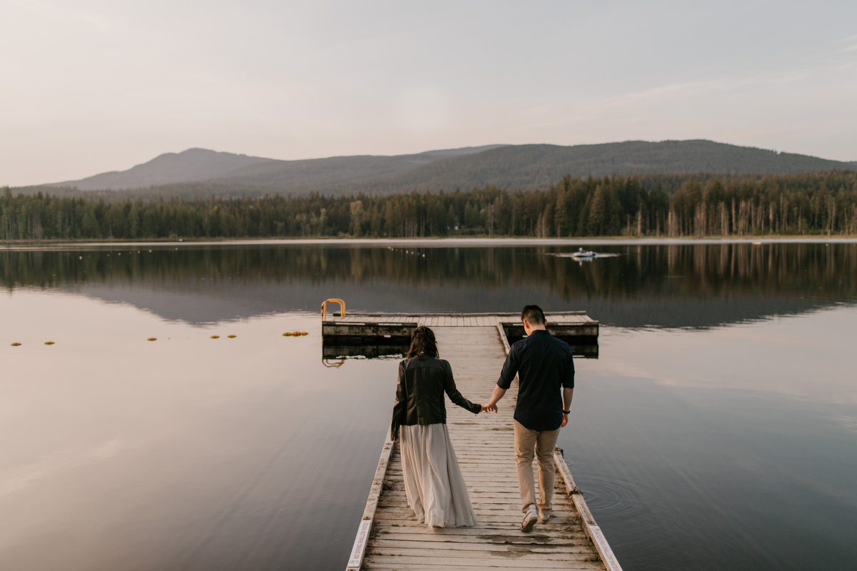 whonnock lake engagement photos
