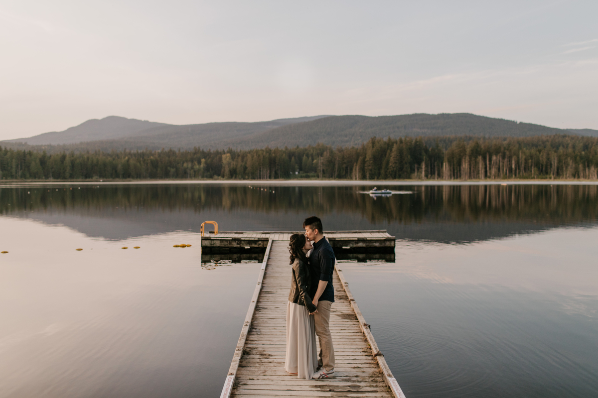 whonnock lake engagement photos