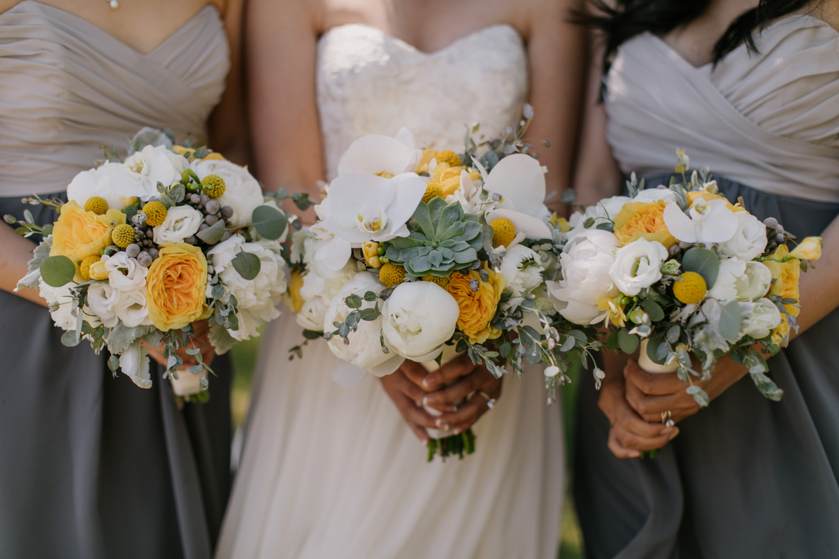 Mayfair Lakes Golf Course Wedding Photos