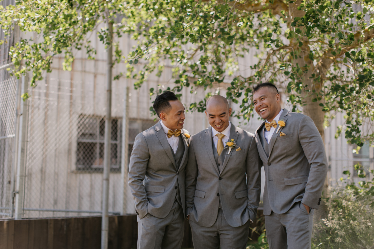 Mayfair Lakes Golf Course Wedding Photos