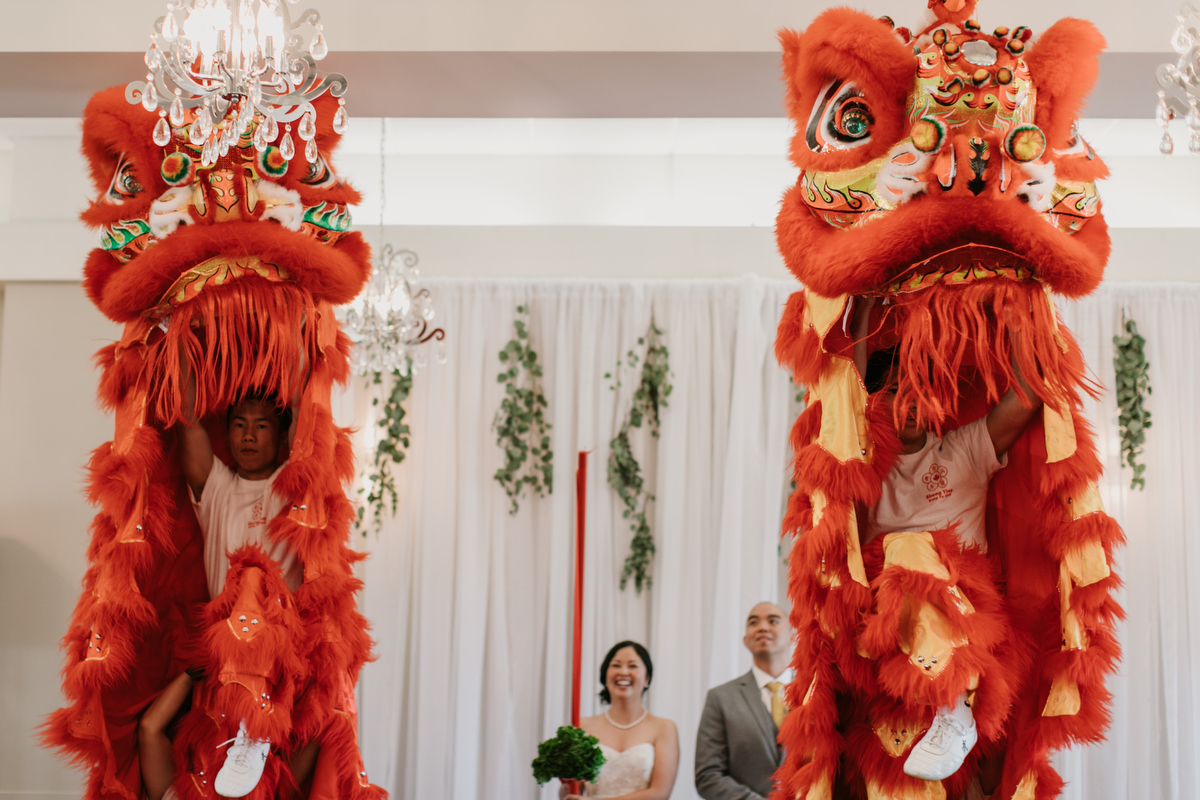 Mayfair Lakes Golf Course Wedding Photos