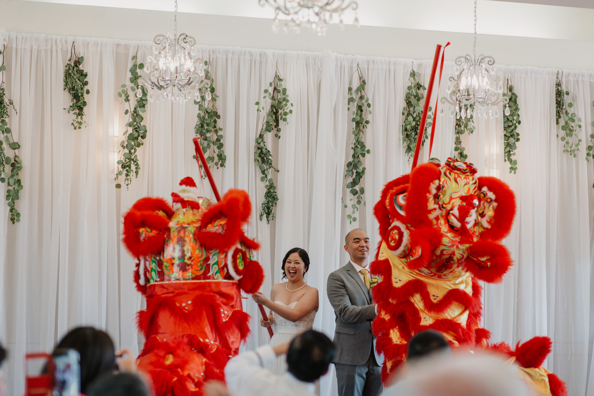 Mayfair Lakes Golf Course Wedding Photos