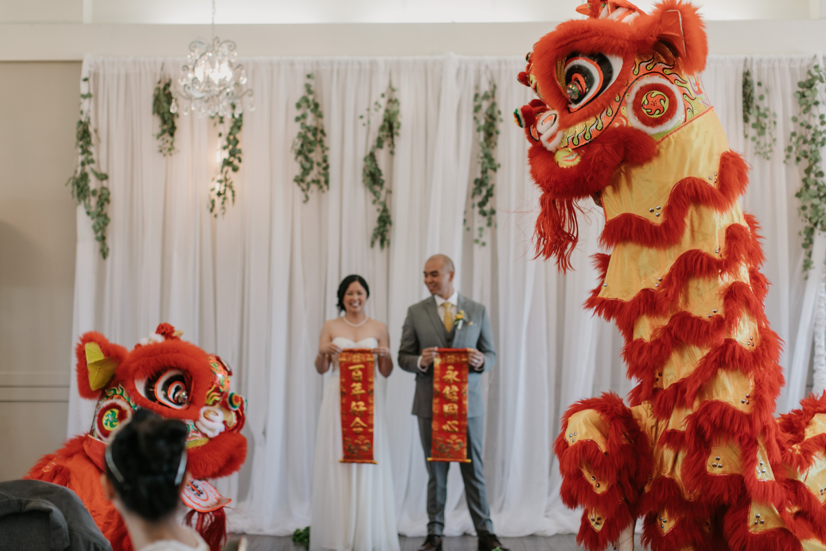 Mayfair Lakes Golf Course Wedding Photos