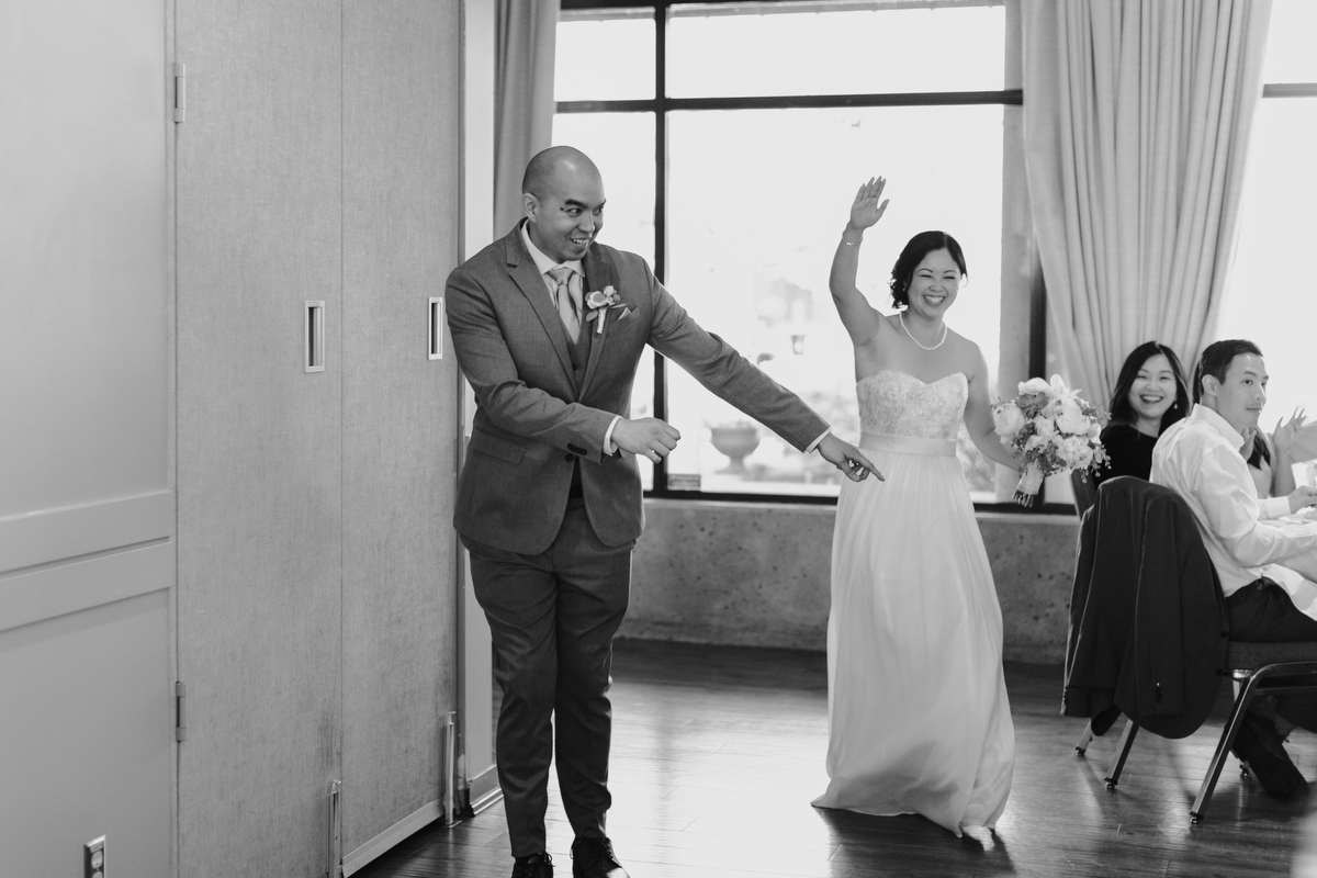 Mayfair Lakes Golf Course Wedding Photos