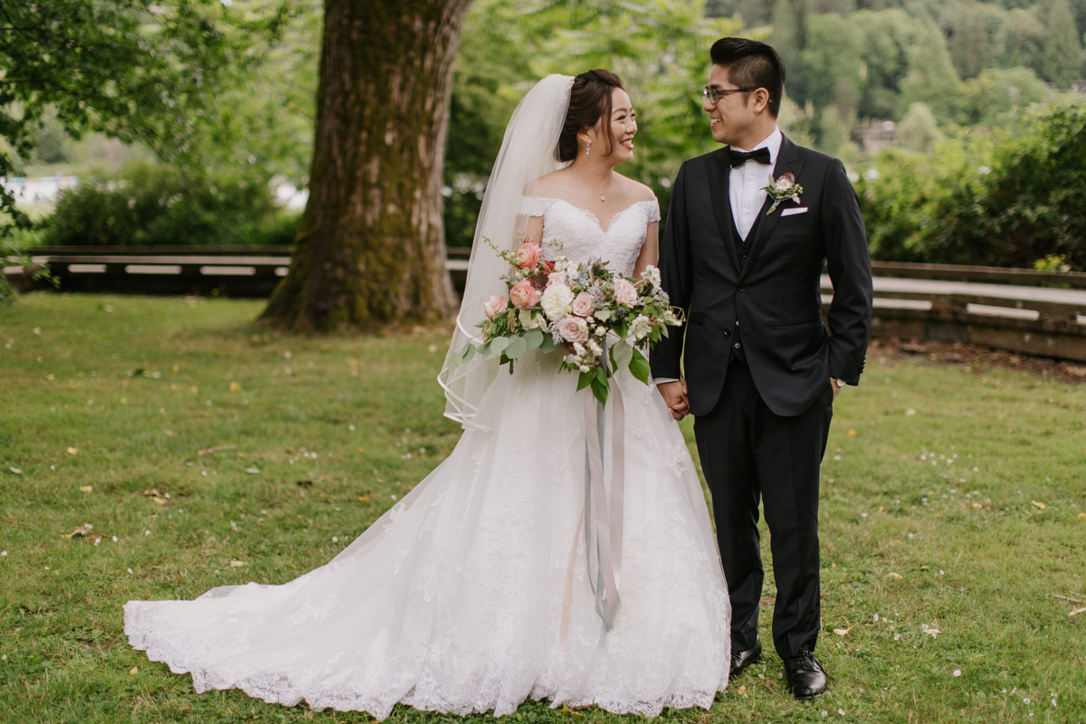 Riverway Clubhouse Wedding Photos
