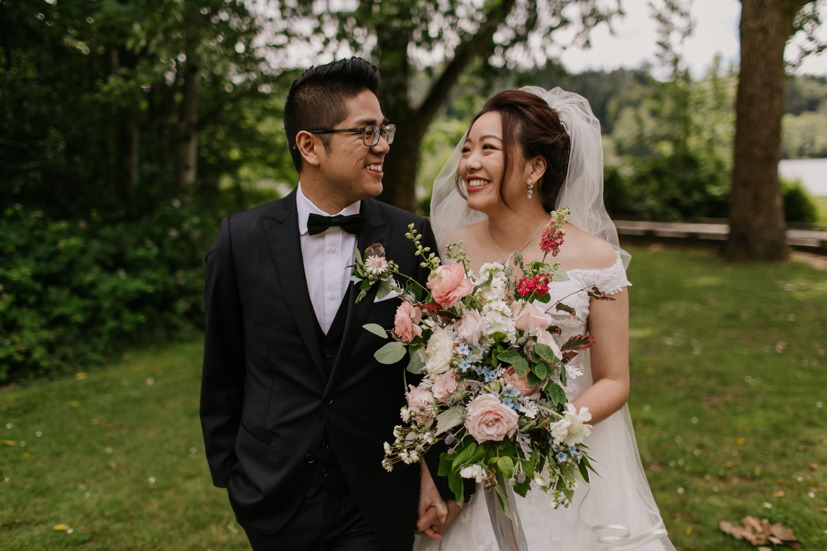 Riverway Clubhouse Wedding Photos