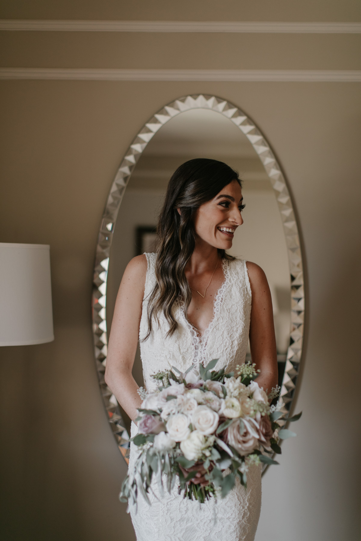 fairmont hotel vancouver bride getting ready