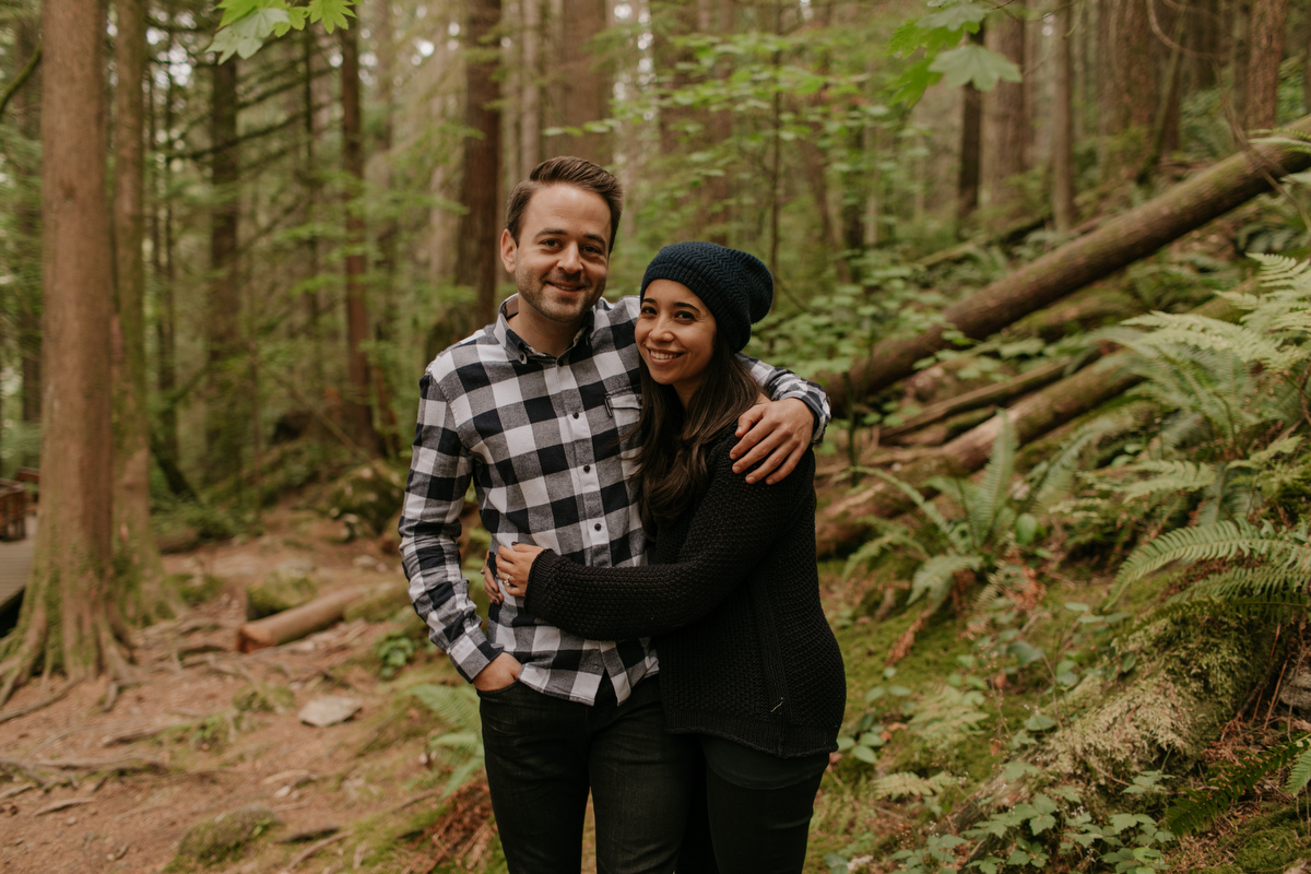 engagement photos at lynn canyon suspense bridge