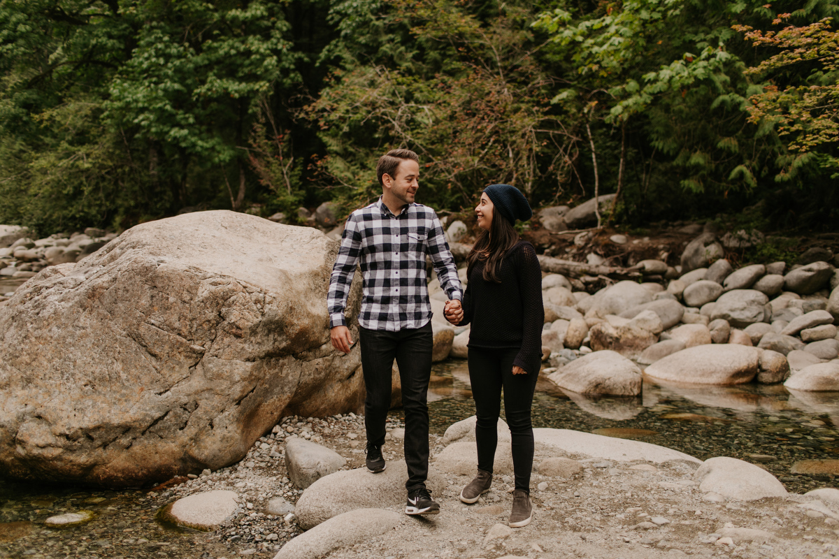 engagement photos at lynn canyon suspense bridge