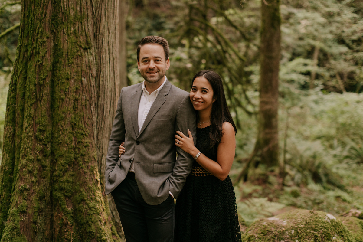 engagement photos at lynn canyon suspense bridge