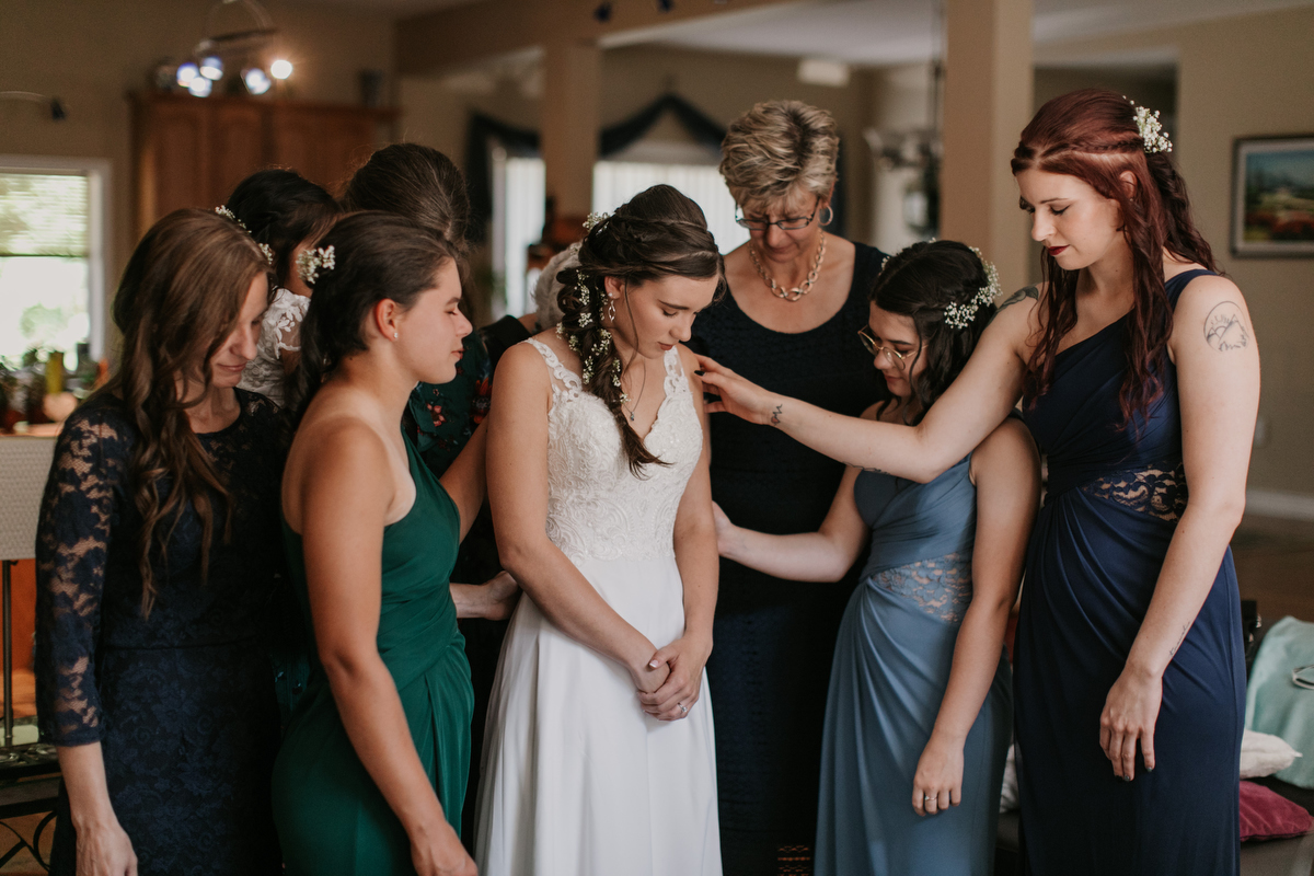 maan farms wedding photos in abbotsford